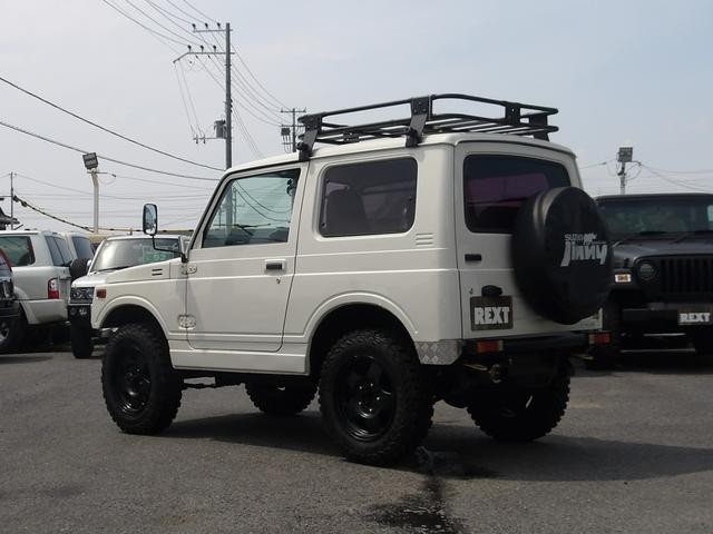 0707437A30260502W00705.jpg