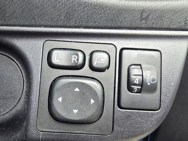 0206696A30260601W00109.jpg