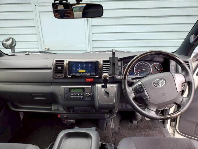 0708723A30260502W00107.jpg