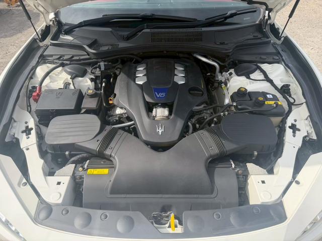 0708848A30260304W01008.jpg