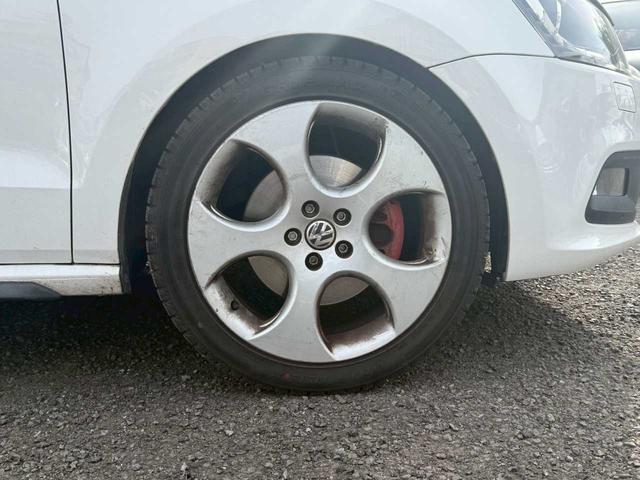 0520545A30260617W00315.jpg
