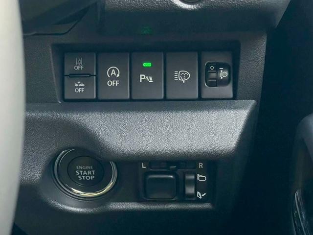 0302270A30260915W00104.jpg