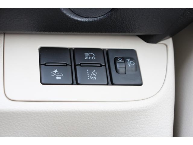0123954A30260828W00115.jpg