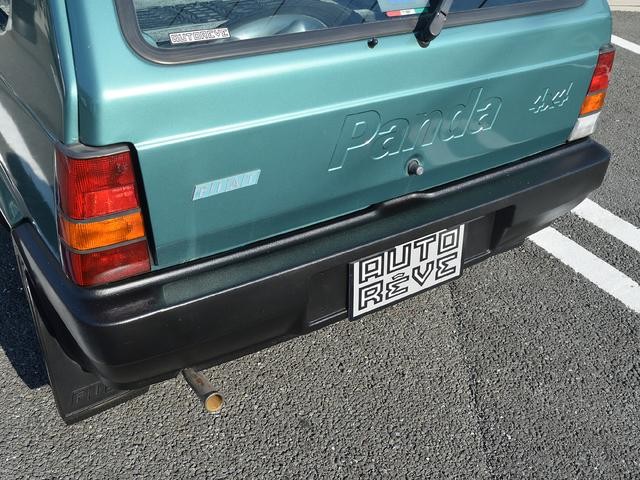 9571790A30261025W00109.jpg