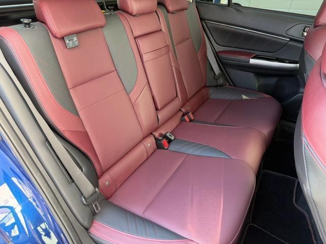 27031625_carP_l_2.jpg