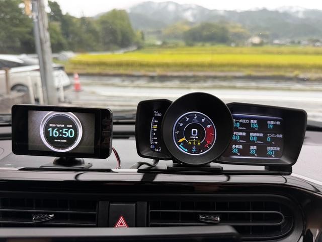 0708934A30261004W00109.jpg