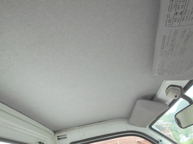0204960A30260805W00110.jpg