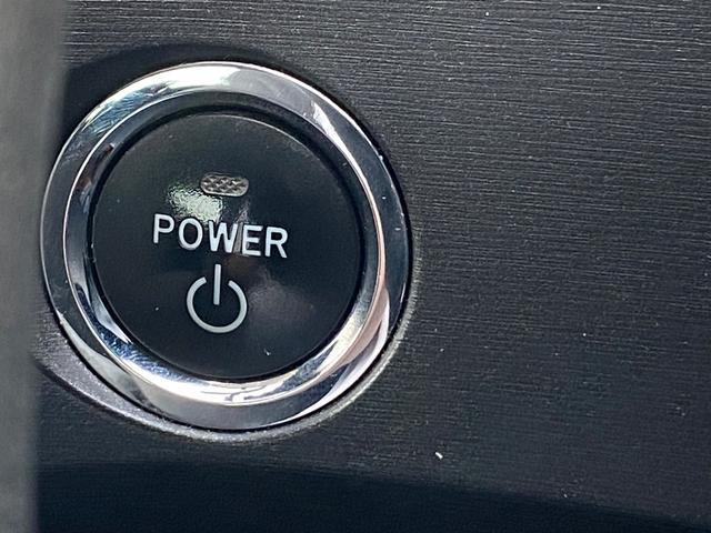 0540467A30250501W00102.jpg