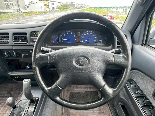 0310350A30260523W00115.jpg