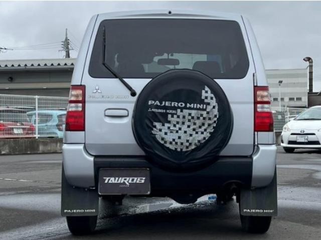 26425358_carP_l_14.jpg