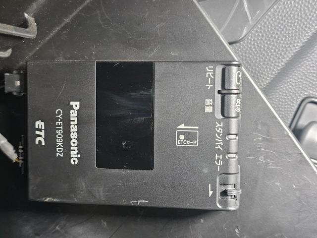 0510885A30260518W00104.jpg