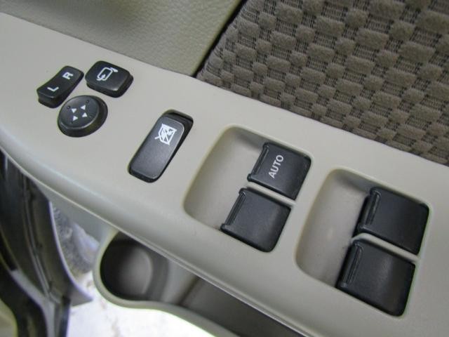 0530123A30260825W01518.jpg