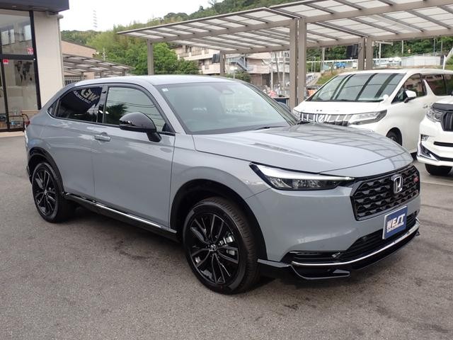 0708382A30260606W00716.jpg