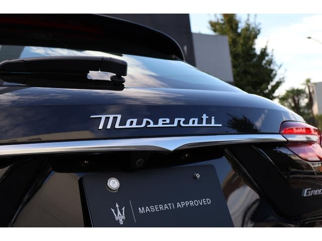 0570734A30261018W00114.jpg