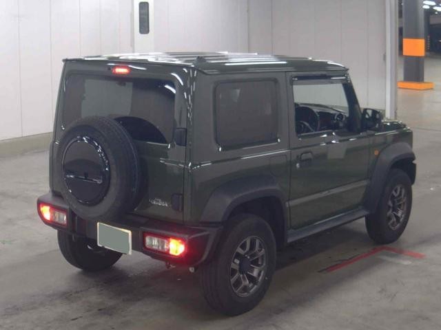 25708806_carP_l_4.jpg