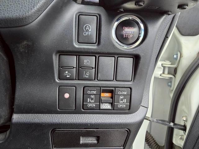 0504129A30260728W00206.jpg