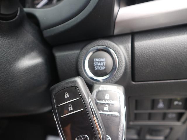 0200525A30260830W00117.jpg