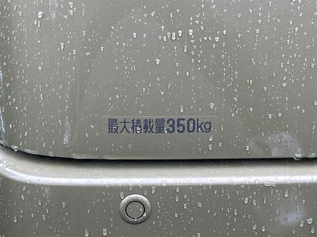 0403506A30260928W01209.jpg