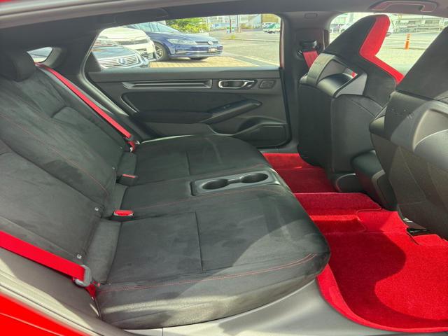 41ae43d752dd6977e9e52410cc7250e1.jpg