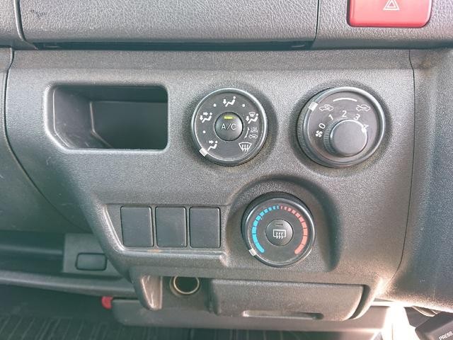 1170008A30260825W00105.jpg