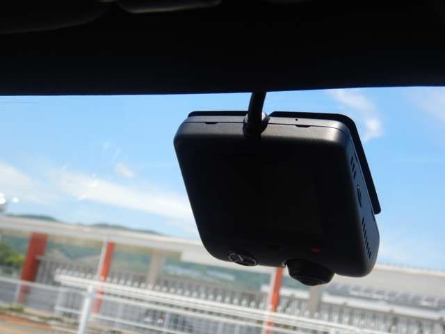 6807d981096df02fcb41616596fcb94f.jpg
