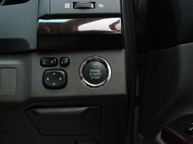 0520029A30260705W01419.jpg