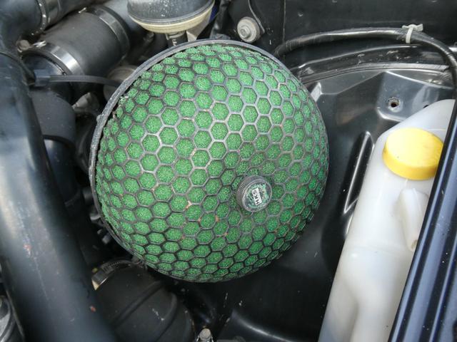 0404010A30260619W00212.jpg