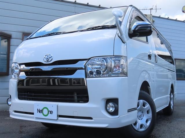 0561200A30260810W00112.jpg