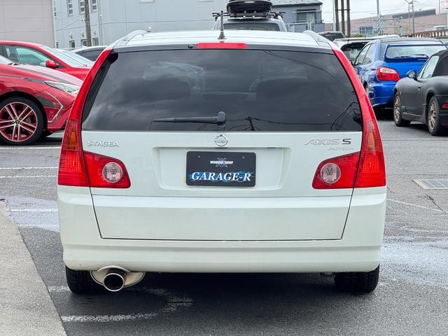 0561441A30260705W00113.jpg