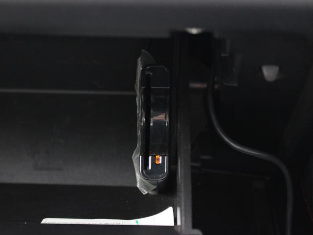 0520046A30260606W01117.jpg