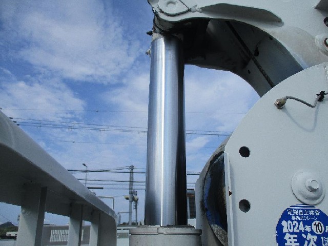 344715433afd6558caf91b883a552132.jpg