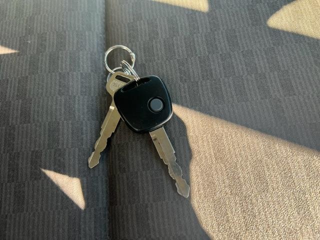 1003202A30260930W00107.jpg