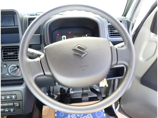 0551544A30261003W00313.jpg