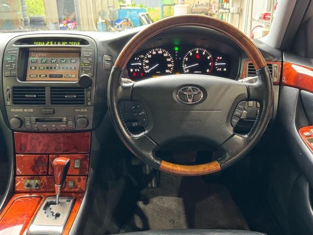 0221347A30261016W00214.jpg