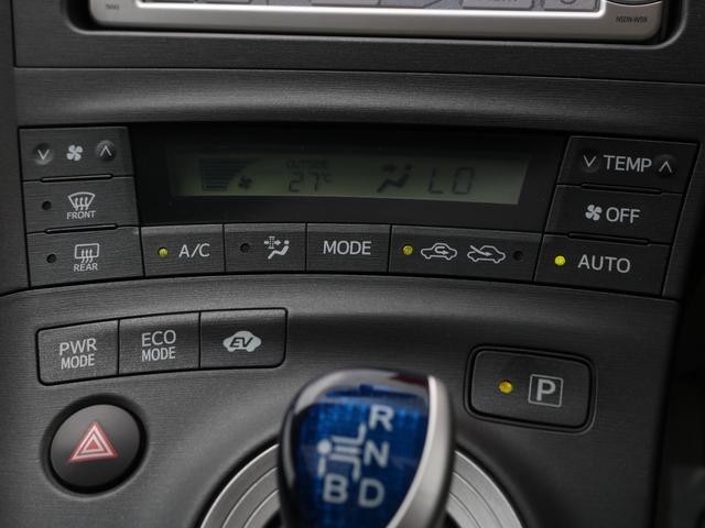0509625A30260805W00316.jpg