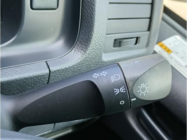 0620028A30260722W00215.jpg