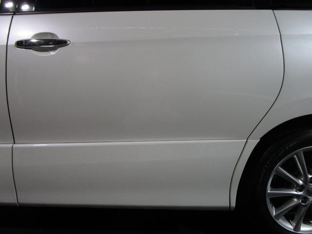 24720968_carP_l_4.jpg