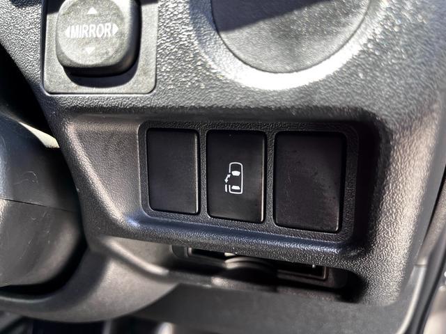 0500199A20260521W00314.jpg