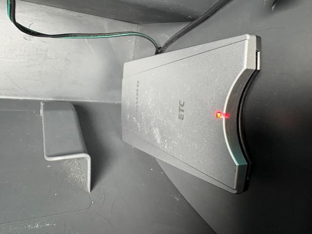 0401010A30260915W00107.jpg