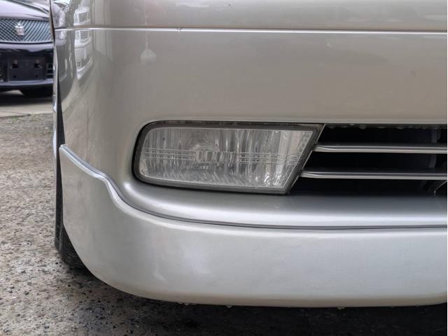 0509640A30260903W00112.jpg