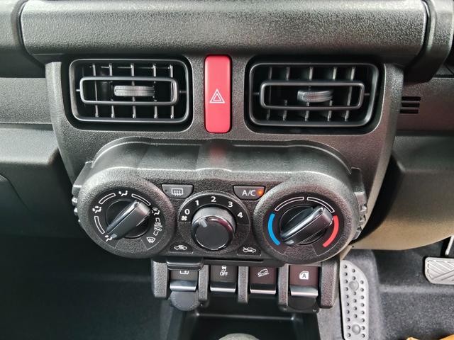0401984A30260915W00103.jpg