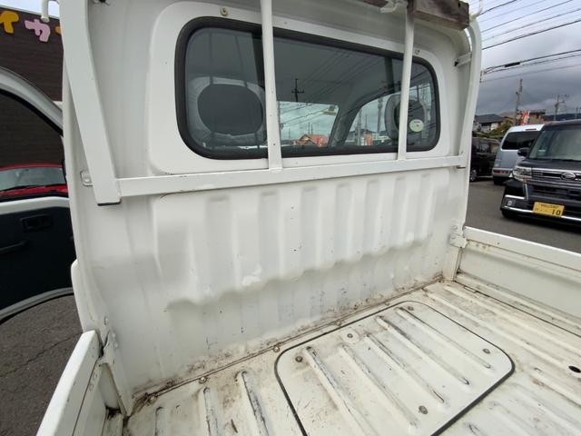 0700516A30260907W00106.jpg