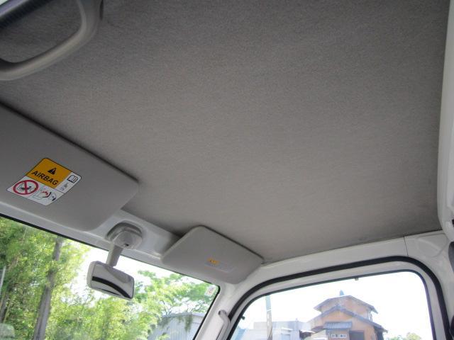 0201164A30260613W00118.jpg