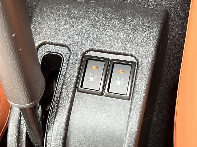 0500338A30260618W00217.jpg