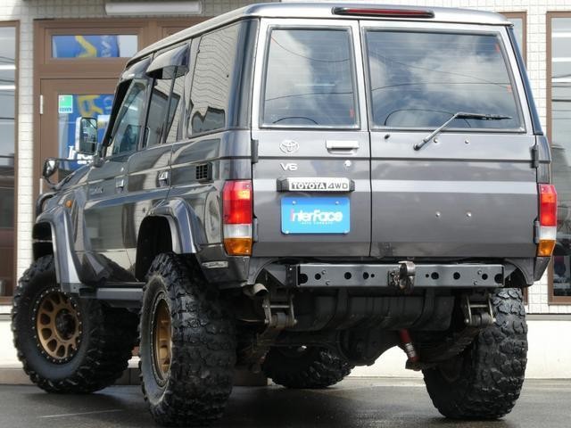 25674180_carP_l_6.jpg
