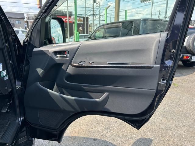 0561411A30260630W00108.jpg