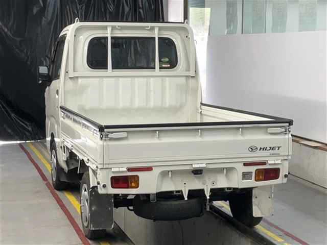 f7beb4cfb93430d9402acc0664022e8e.jpg