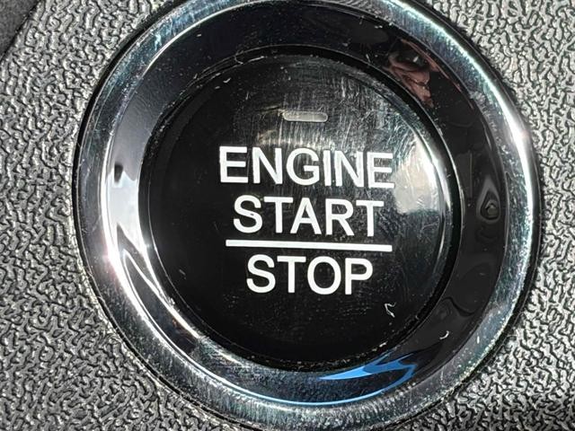 0701359A30260907W01618.jpg