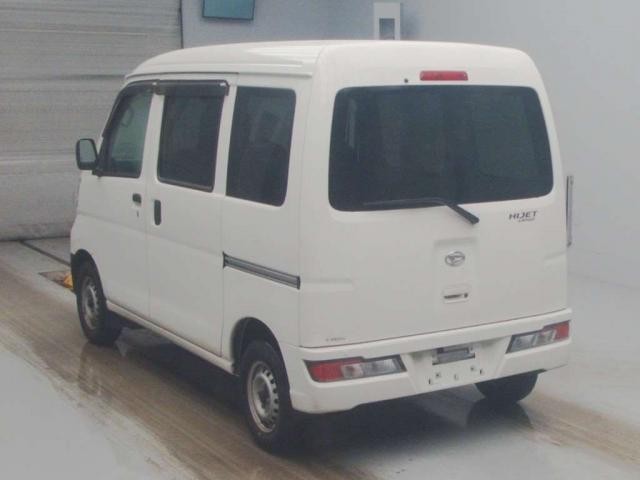 26549120_carP_l_17.jpg
