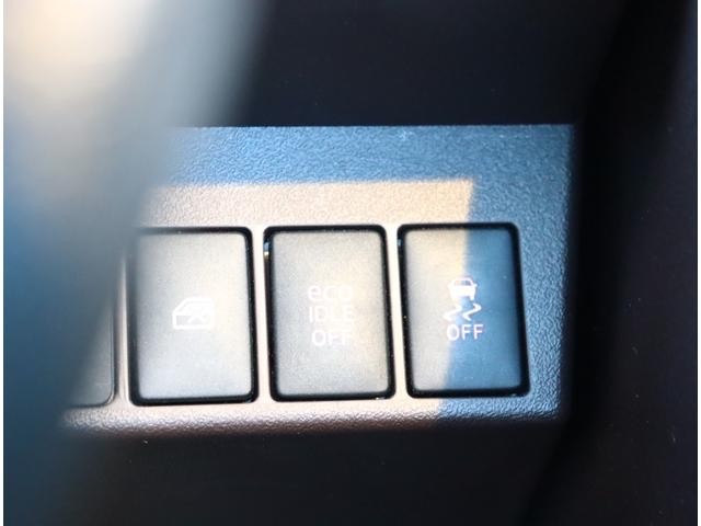 0551544A30261022W00215.jpg